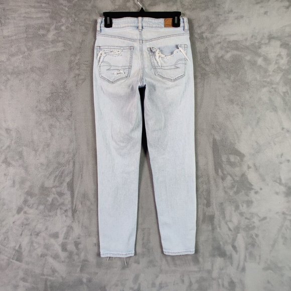 American Eagle Outfitters Light Blue High Rise Jeans - Picture 2 of 10